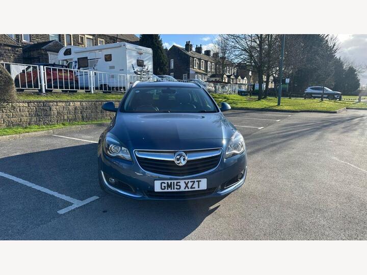 Vauxhall INSIGNIA 2.0 CDTi BiTurbo Elite Nav Sports Tourer Auto Euro 5 5dr Vauxhall INSIGNIA 2.0 CDTi BiTurbo Elite Nav Sports Tourer Auto Euro 5 5dr