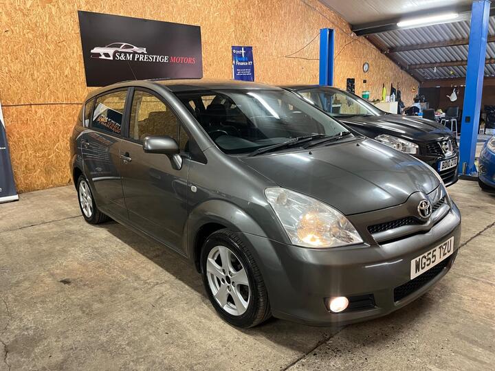 Toyota Corolla Verso 1.8 VVT-i T3 5dr