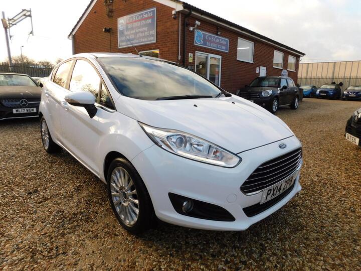 Ford Fiesta 1.0T EcoBoost Titanium Euro 5 (s/s) 5dr Ford Fiesta 1.0T EcoBoost Titanium Euro 5 (s/s) 5dr