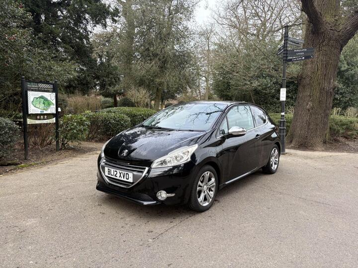Peugeot 208 1.4 VTi Allure Euro 5 3dr