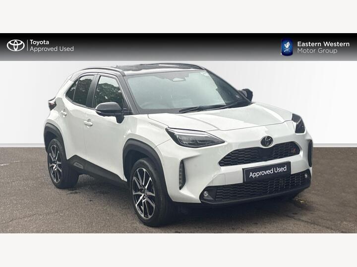 Toyota Yaris Cross 1.5 VVT-h GR SPORT E-CVT Euro 6 (s/s) 5dr Toyota Yaris Cross 1.5 VVT-h GR SPORT E-CVT Euro 6 (s/s) 5dr