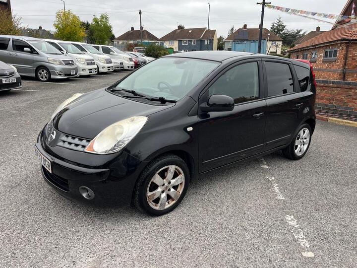 Nissan Note 1.6 16V Tekna Auto Euro 4 5dr