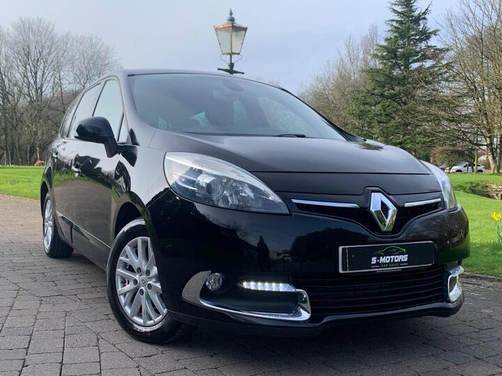 Renault Grand Scenic 1.5 DCi ENERGY Dynamique TomTom Euro 5 (s/s) 5dr Renault Grand Scenic 1.5 DCi ENERGY Dynamique TomTom Euro 5 (s/s) 5dr