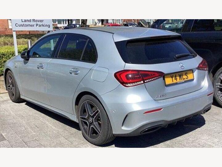 Mercedes-Benz A Class 2.0 A250 AMG Line Edition (Premium Plus) 7G-DCT Euro 6 (s/s) 5dr