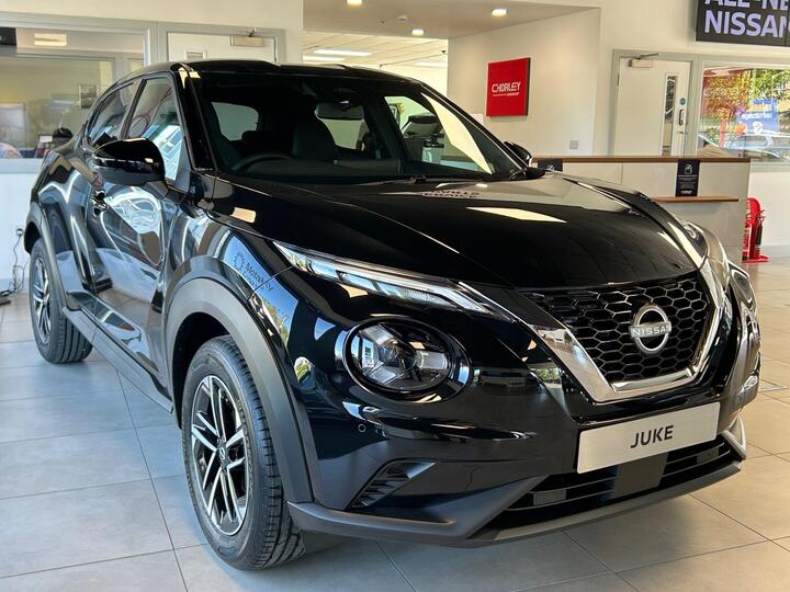 Nissan Juke 1.0 DIG-T N-Connecta Euro 6 (s/s) 5dr
