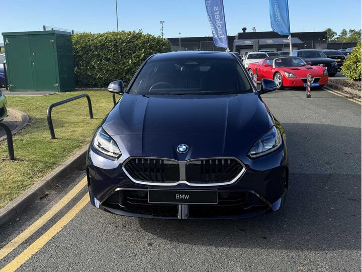 BMW 1 SERIES 1.5 120i MHT M Sport DCT Euro 6 (s/s) 5dr