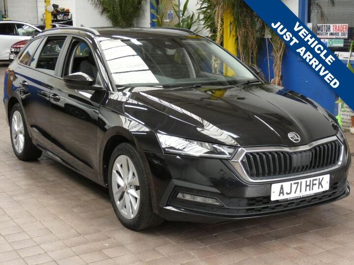 Skoda OCTAVIA 1.4 TSI IV 13kWh SE Technology DSG Euro 6 (s/s) 5dr