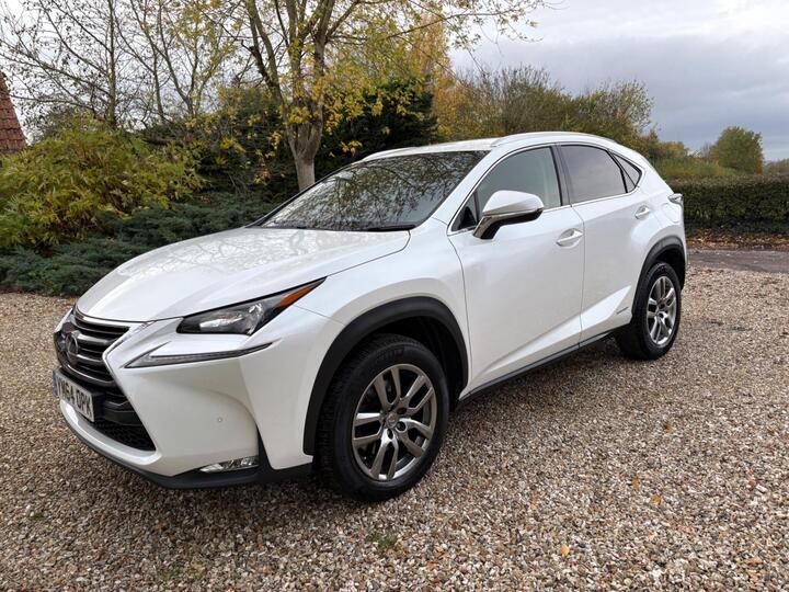 Lexus NX 2.5 300h Luxury E-CVT 4WD Euro 6 (s/s) 5dr