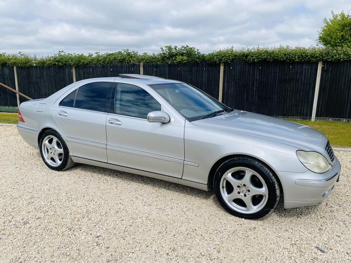 Mercedes-Benz S Class 3.2 S320 4dr