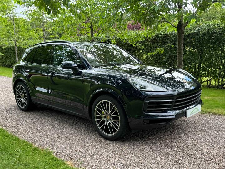 Porsche Cayenne 3.0 V6 E-Hybrid 17.9kWh Platinum Edition TiptronicS 4WD Euro 6 (s/s) 5dr (3.6kW Charger)