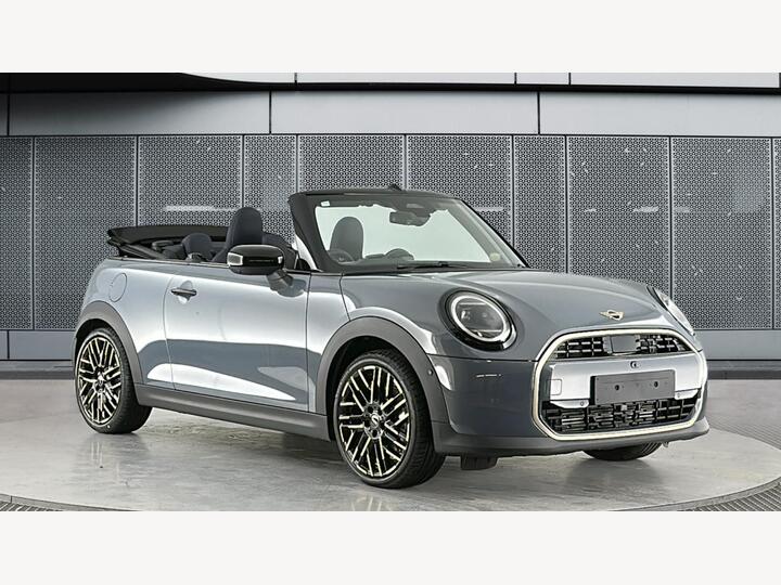 MINI Cooper Convertible 2.0C Sport Steptronic Euro 6 (s/s) 2dr