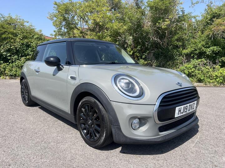 MINI HATCH 1.5 Cooper Classic Euro 6 (s/s) 3dr