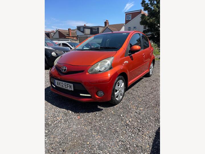 Toyota AYGO 1.0 VVT-i Fire Euro 5 5dr