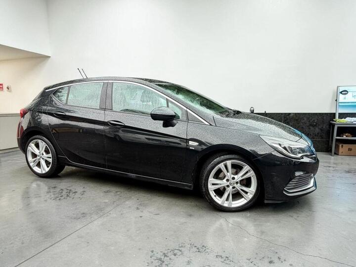 Vauxhall ASTRA 1.4i Turbo SRi VX Line Nav Euro 6 (s/s) 5dr