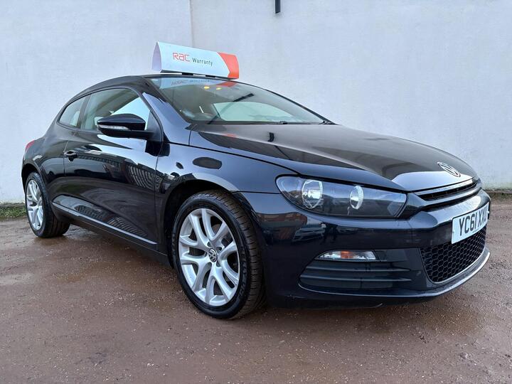 Volkswagen Scirocco 2.0 TDI BlueMotion Tech Euro 5 (s/s) 3dr Volkswagen Scirocco 2.0 TDI BlueMotion Tech Euro 5 (s/s) 3dr