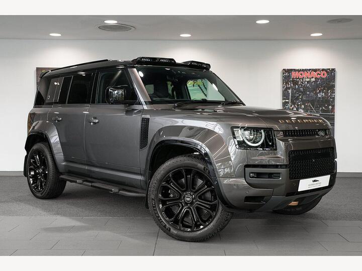Land Rover Defender 110 4.4P V8 MHEV OCTA Auto 4WD Euro 6 (s/s) 5dr Land Rover Defender 110 4.4P V8 MHEV OCTA Auto 4WD Euro 6 (s/s) 5dr