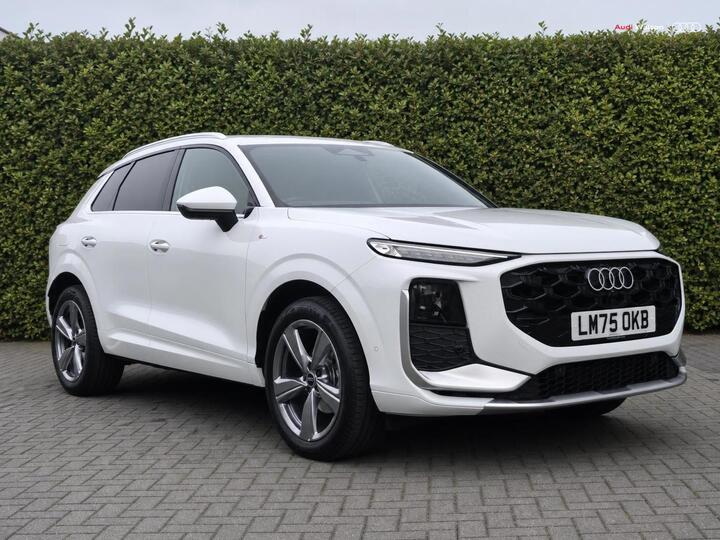 Audi Q3 1.5 TFSI S Line S Tronic Euro 6 (s/s) 5dr
