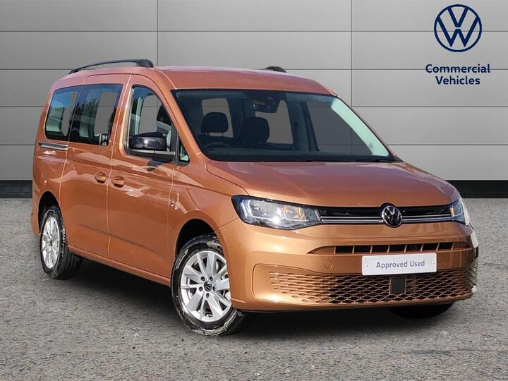 Volkswagen Caddy Maxi 2.0 TDI Life DSG Euro 6 (s/s) 5dr Volkswagen Caddy Maxi 2.0 TDI Life DSG Euro 6 (s/s) 5dr