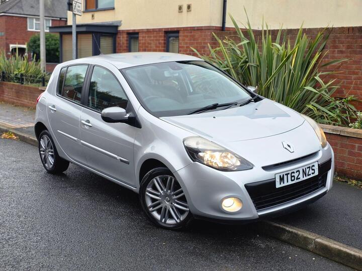 Renault Clio 1.2 Dynamique TomTom Euro 5 5dr