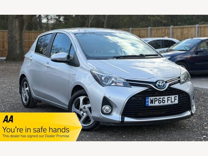 Toyota Yaris 1.5 VVT-h Icon E-CVT Euro 6 5dr