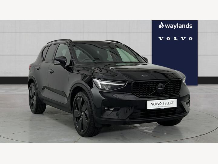Volvo XC40 2.0 B4 MHEV Plus Black Edition DCT Auto Euro 6 (s/s) 5dr