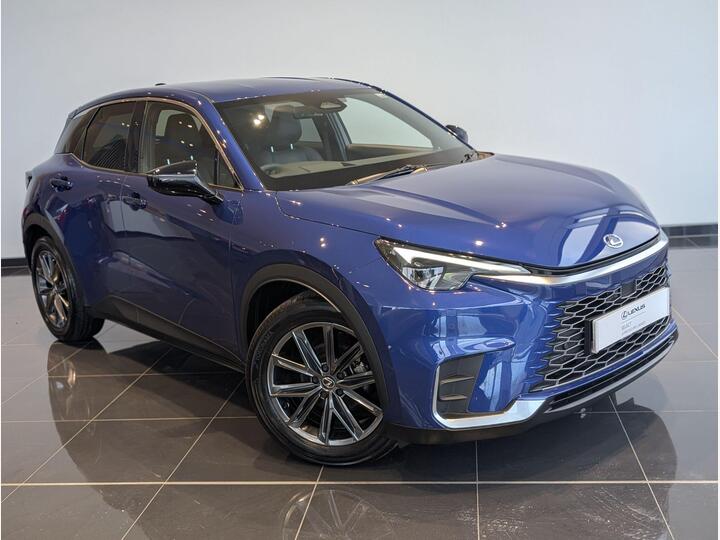 Lexus LBX 1.5 VVT-iE Premium Plus E-CVT Euro 6 (s/s) 5dr