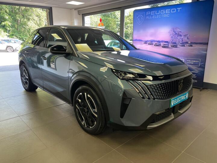 Peugeot E-3008 73kWh Allure Auto 5dr