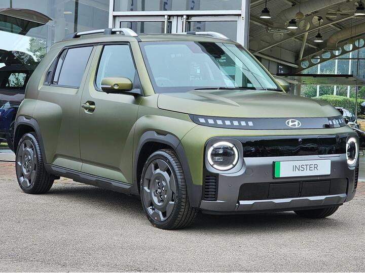 Hyundai INSTER Long Range 49kWh Cross Auto 5dr