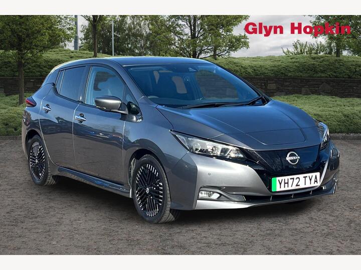 Nissan LEAF 39kWh N-Connecta Auto 5dr Nissan LEAF 39kWh N-Connecta Auto 5dr