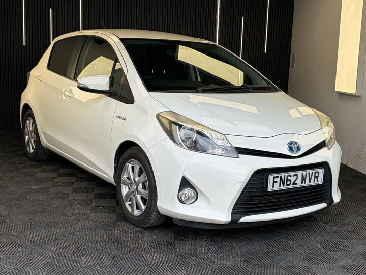 Toyota Yaris 1.5 VVT-h T4 CVT Euro 5 5dr