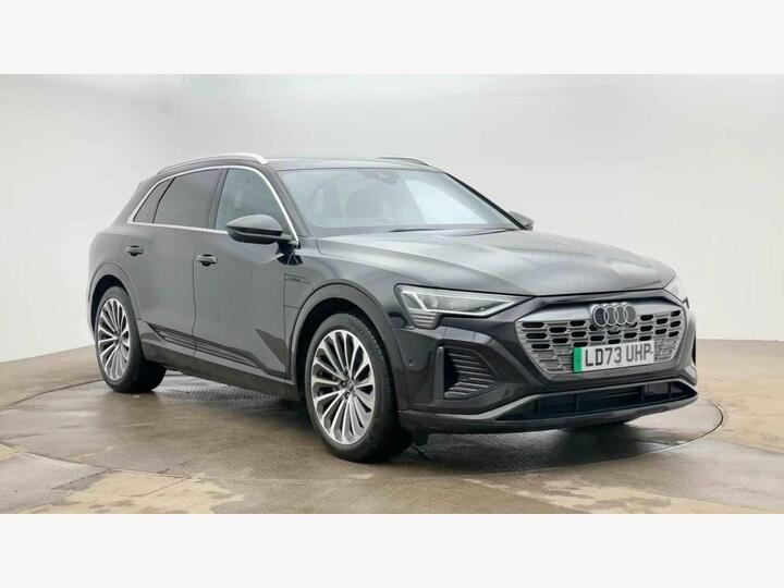 Audi Q8 E-tron 55 S Line Auto Quattro 5dr 114kWh (11kW Charger) Audi Q8 E-tron 55 S Line Auto Quattro 5dr 114kWh (11kW Charger)
