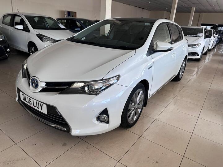 Toyota Auris 1.8 VVT-h Excel CVT Euro 5 (s/s) 5dr Toyota Auris 1.8 VVT-h Excel CVT Euro 5 (s/s) 5dr