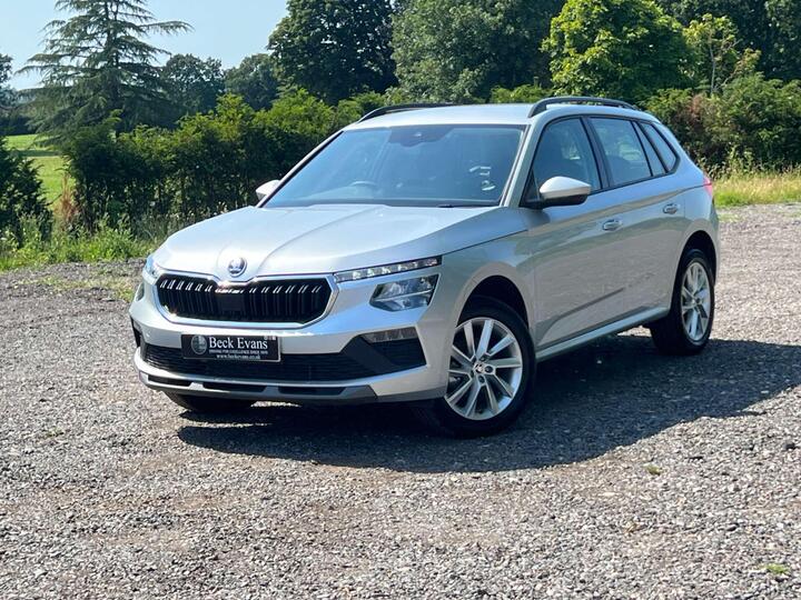 Skoda KAMIQ 1.0 TSI SE Euro 6 (s/s) 5dr Skoda KAMIQ 1.0 TSI SE Euro 6 (s/s) 5dr