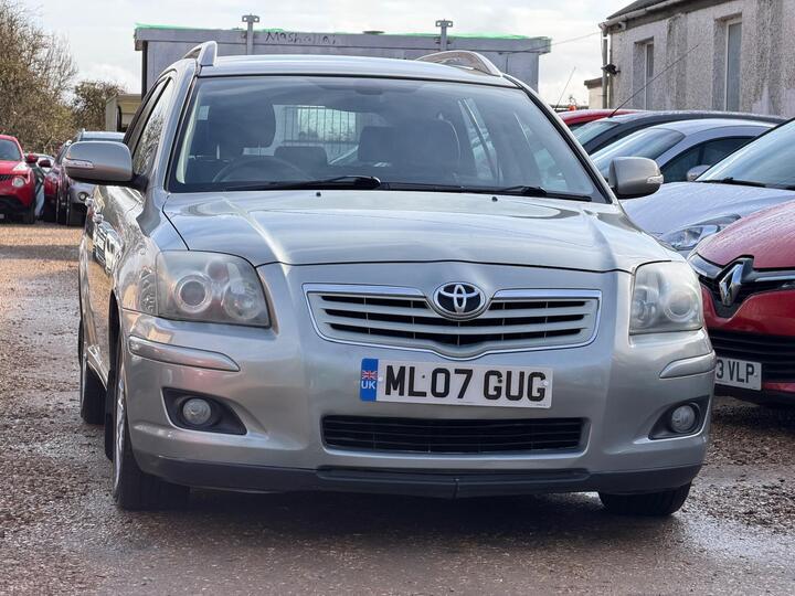 Toyota Avensis 1.8 VVT-i T3-X 5dr