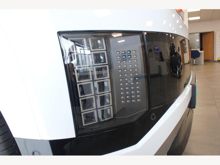 Hyundai IONIQ 9 110kWh Calligraphy Auto AWD 5dr