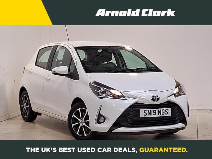 Toyota Yaris 1.5 VVT-i Icon Tech Euro 6 5dr