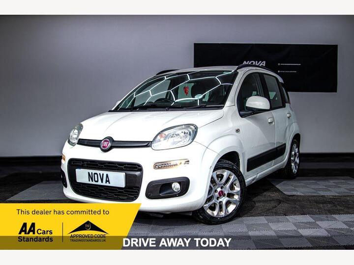 Fiat PANDA 1.2 Lounge Euro 5 5dr