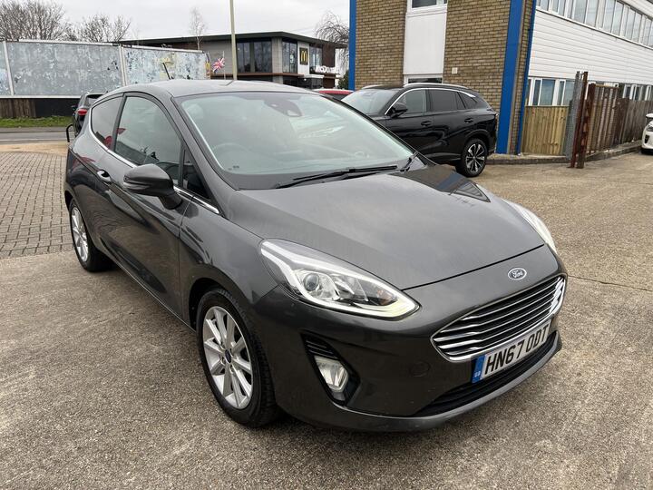 Ford Fiesta 1.0T EcoBoost Titanium Euro 6 (s/s) 3dr