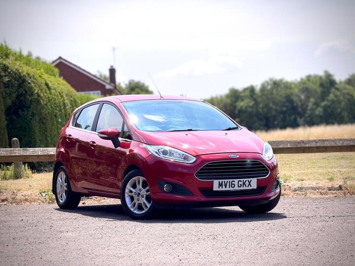 Ford Fiesta 1.25 Zetec Euro 6 5dr