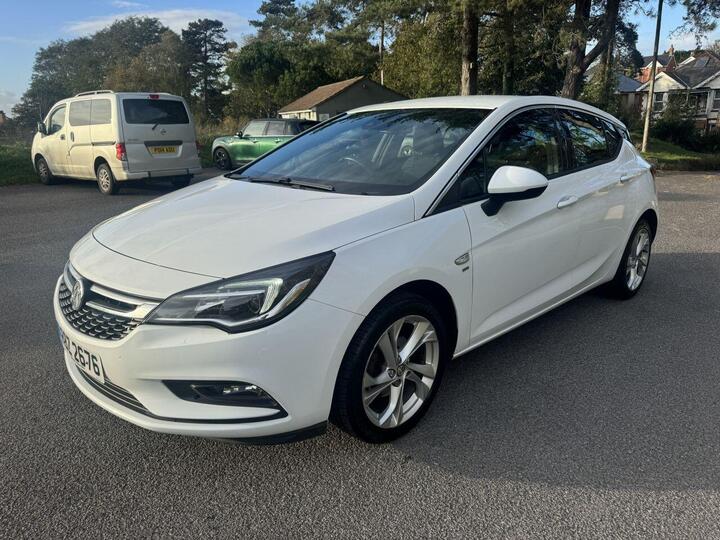 Vauxhall ASTRA 1.4i Turbo SRi Nav Auto Euro 6 (s/s) 5dr