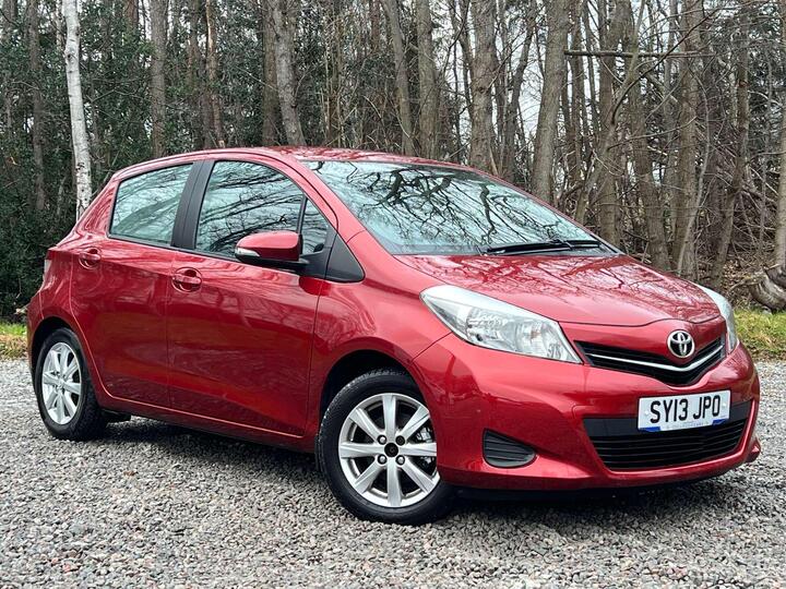 Toyota YARIS 1.33 Dual VVT-i TR Euro 5 5dr