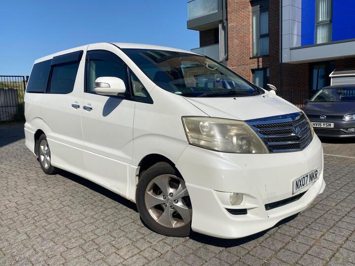 Toyota Alphard 2.4L AUTO CRUISE 8 SEATS 5dr