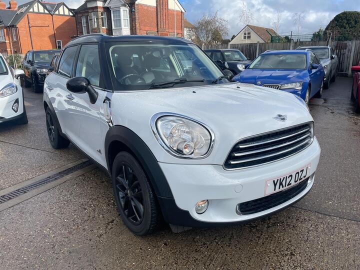 MINI Countryman 2.0 Cooper D Auto ALL4 Euro 5 5dr
