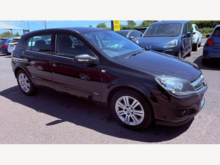 Vauxhall Astra 1.8i 16v Design 5dr