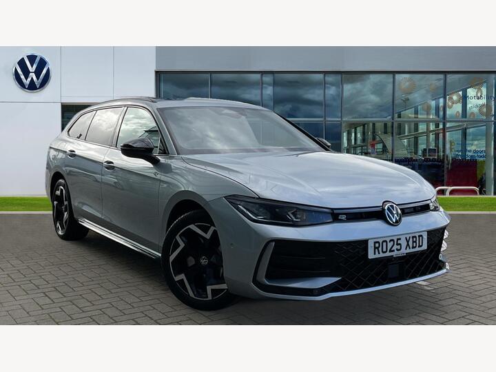 Volkswagen Passat 1.5 TSI EHybrid 19.7kWh R-Line DSG Euro 6 (s/s) 5dr