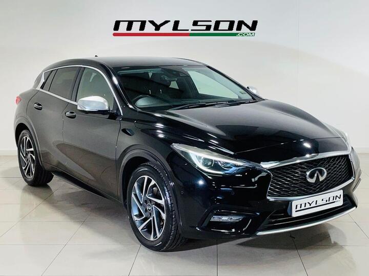 Infiniti Q30 1.6T Premium Euro 6 (s/s) 5dr