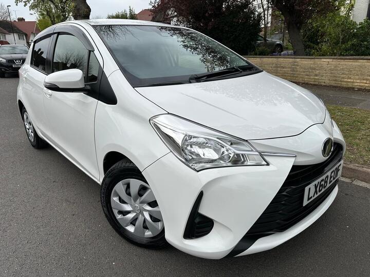 Toyota Yaris 1.3 VVTI+AUTOMATIC+HUGE SPEC+LOW MILES
