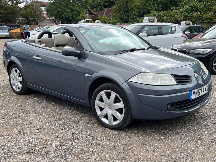 Renault Megane 1.6e 2dr