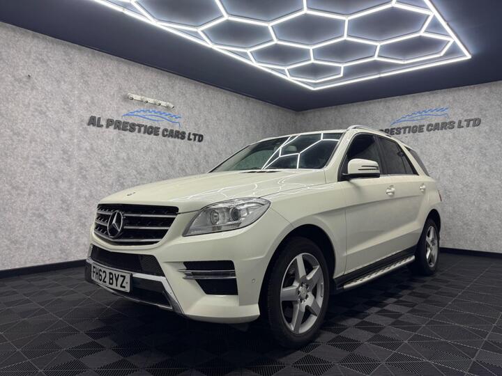 Mercedes-Benz M Class 3.0 ML350 V6 BlueTEC Sport G-Tronic 4WD Euro 6 (s/s) 5dr Mercedes-Benz M Class 3.0 ML350 V6 BlueTEC Sport G-Tronic 4WD Euro 6 (s/s) 5dr