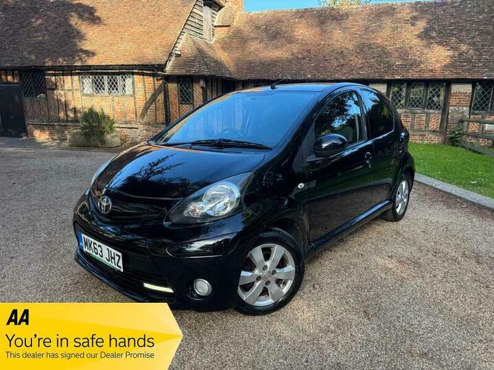 Toyota AYGO 1.0 VVT-i X Euro 5 5dr Euro 5